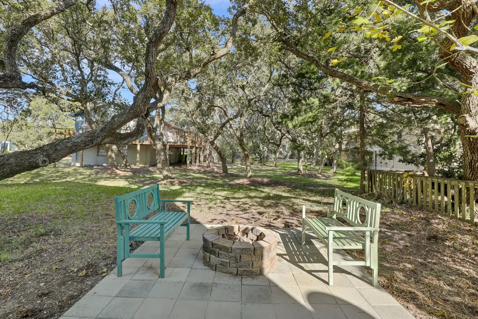Screened porch for shaded coastal relaxing
